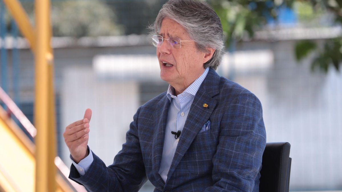 Guillermo Lasso en entrevista con EXPRESO desde Durán.