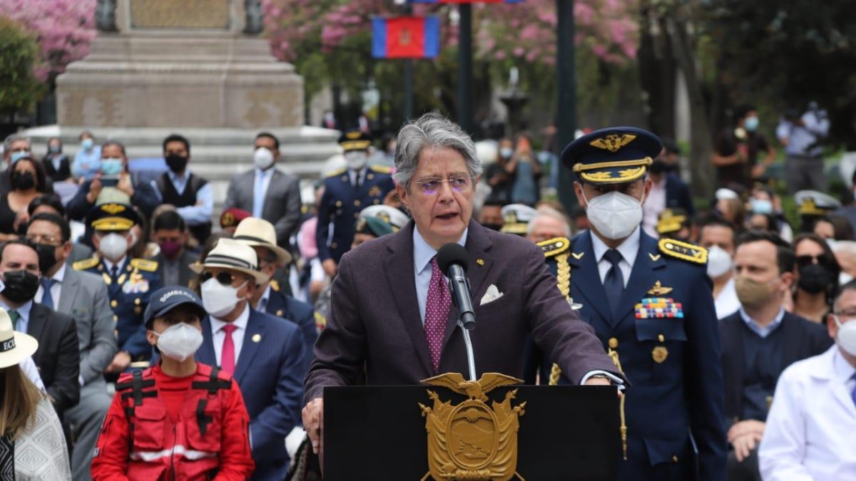 Conmemoración al personal de primera línea que falleció a causa de la COVID-19.