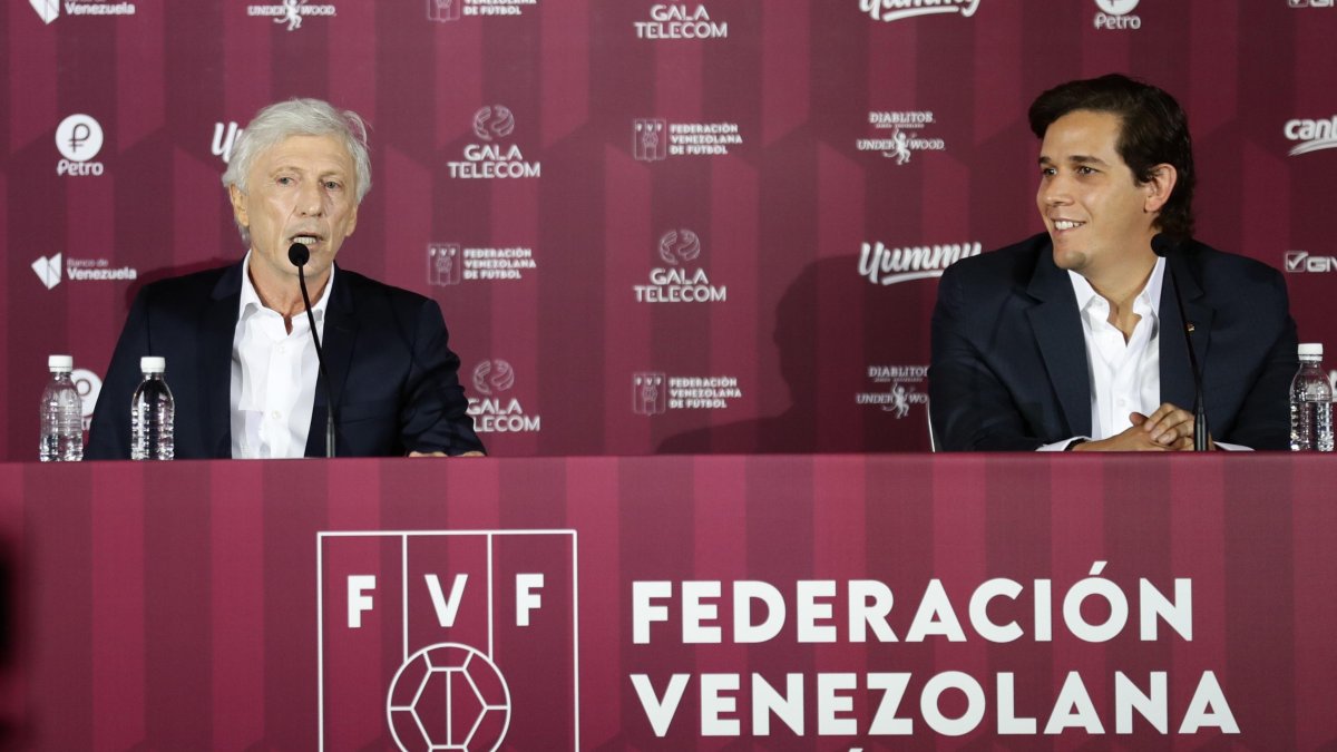El argentino José Néstor Pékerman fue anunciado el 30 de noviembre como seleccionador de Venezuela.