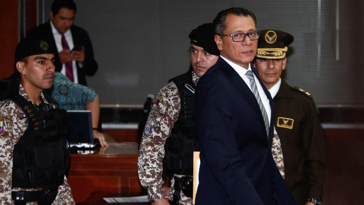 Glas busca unificar sus penas de 6 y 8 años de prisión por asociación ilícita (2017) y cohecho (2020).