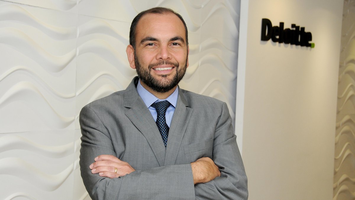 Roberto Estrada, socio de la firma consultora Deloitte Ecuador