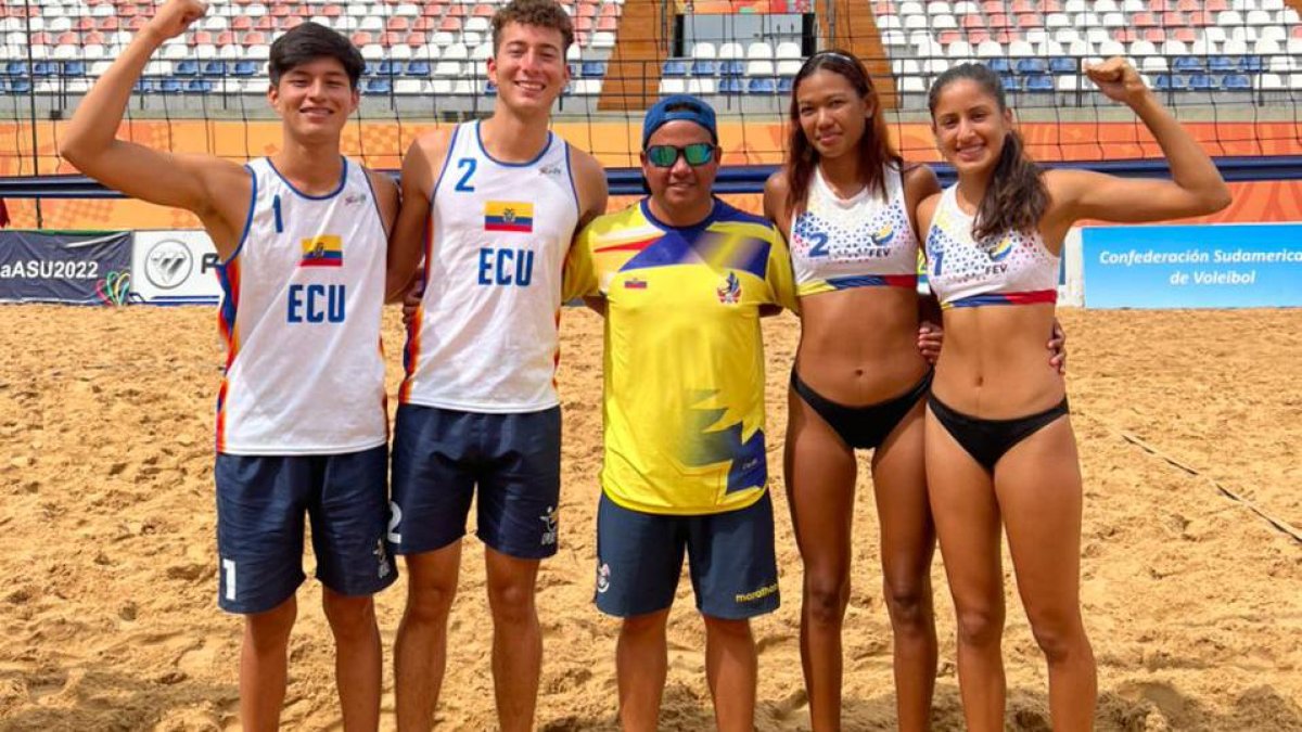Bryan Cordero y Damián Recalde, así como Valeska Chérrez, Silvia Salvatierra, junto a su entrenador, tras las paradas sudamericanas.