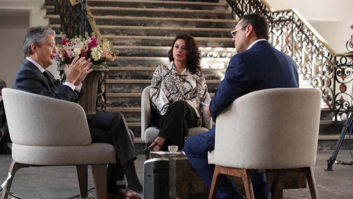 El presidente Lasso volvió a acusar a los gobiernos de Lenín Moreno y Rafael Correa de haber sido permisivos con la delincuencia.