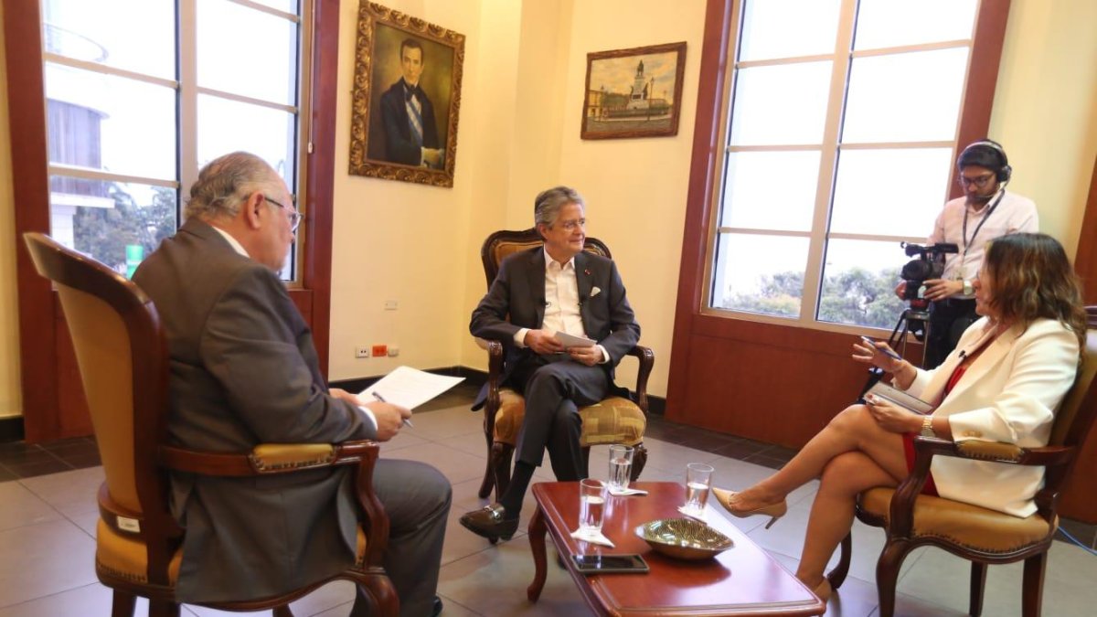 El mandatario anunció en su habitual espacio de entrevistas que el nuevo ministro de Agricultura será Bernardo Manzano y será posesionado el 4 de mayo.