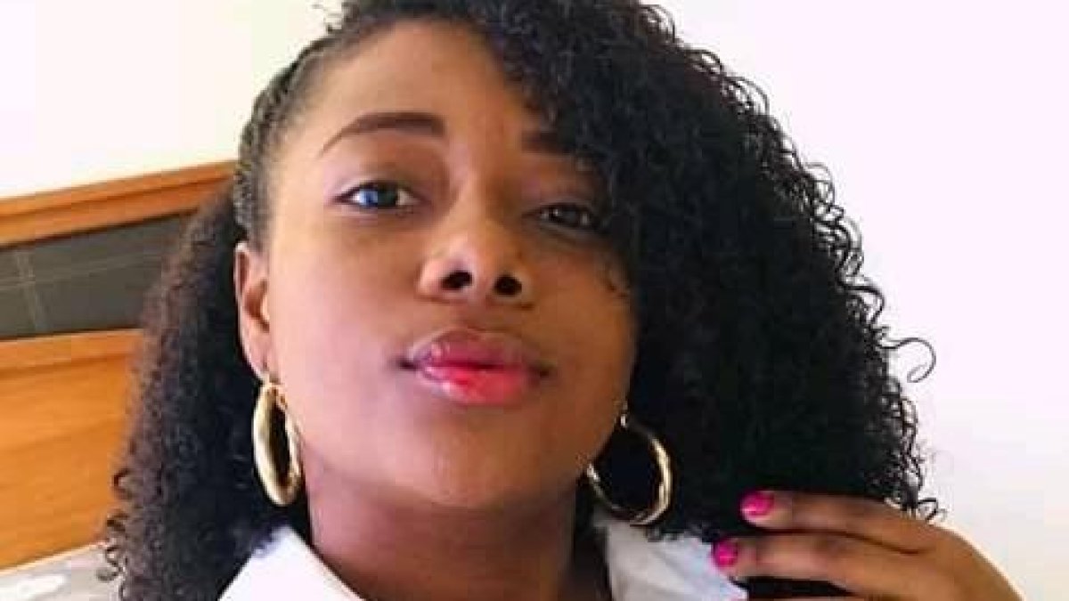 La joven universitaria Dara Obregón fue víctima de la delincuencia en Esmeraldas, en horas en que regía el toque de queda.