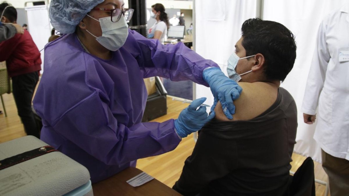 1. Campaña. La vacunación es, sin duda, el mayor logro del Gobierno que considera que no ha sido suficientemente reconocido