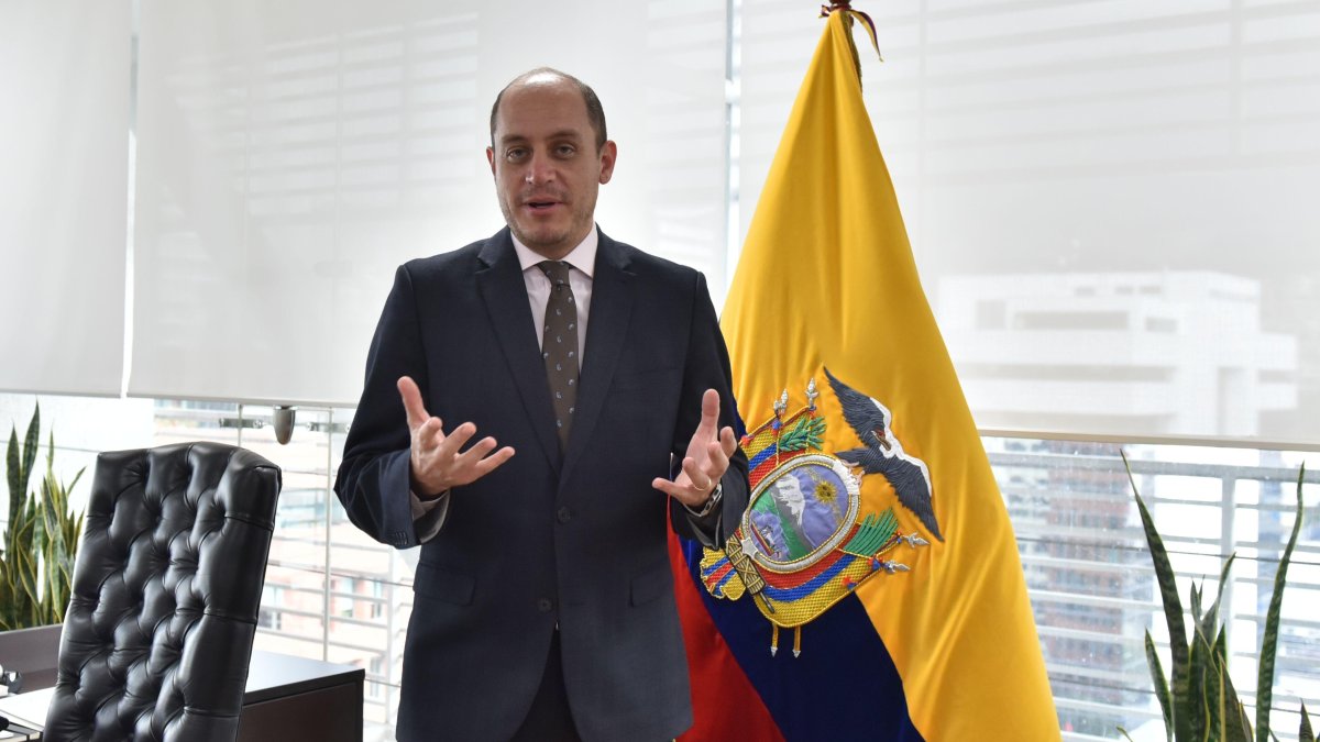 El Ministro de la Producción fue posesionado en junio de 2021.