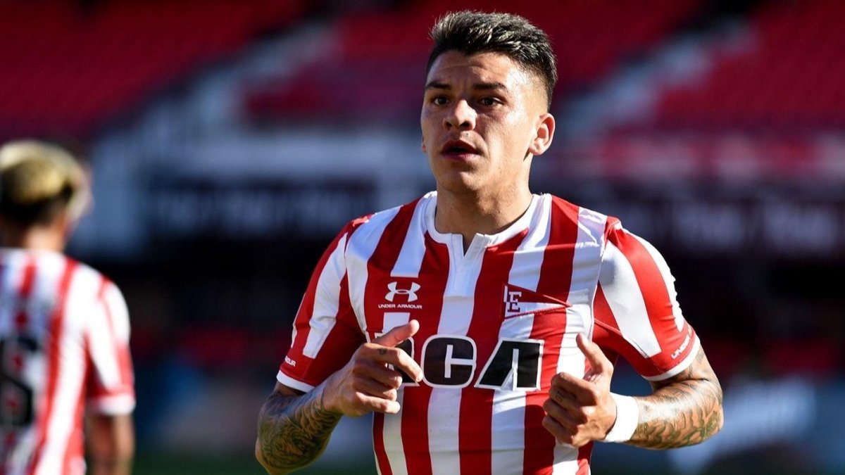 El futbolista uruguayo de 25 años, fue denunciado en 2021 por una jugadora de jockey sobre césped del club.