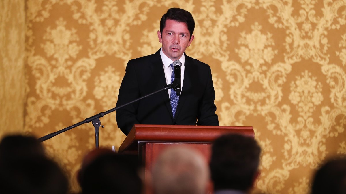 El ministro de Gobierno, Francisco Jiménez, adelantó que varias de las preguntas estarán dirigidas a combatir la inseguridad y una mayor participación de los gobiernos locales en la prevención.