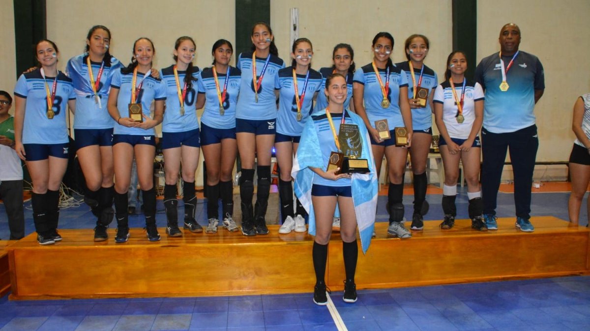 Guayas, en damas, fue el monarca del Campeonato Nacional, tras vencer a Manabí por 3 sets a 0.
