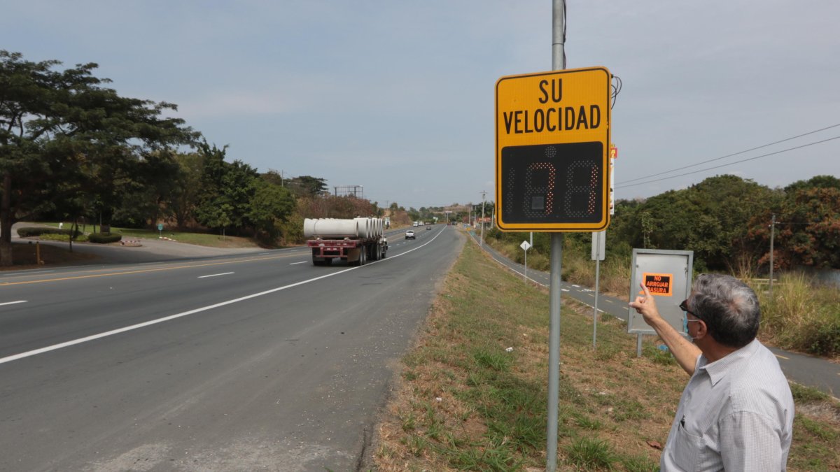 Carretera. EXPRESO realizó un recorrido por un tramo de vía a la costa. Ahí se evidenciaban las quejas.