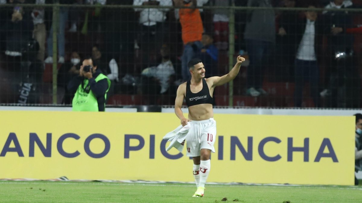 Liga de Quito encontró en Alvarado el camino al triunfo ante Emelec. Marcó un doblete.