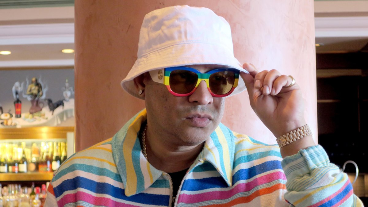 El cantante puertorriqueño Maldy posa durante una entrevista con Efe el 2 de agosto de 2022 en San Juan, Puerto Rico.