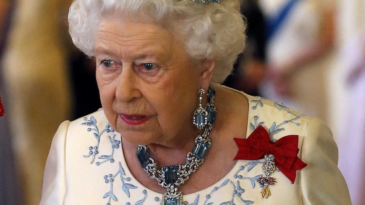 LONDRES, 08/09/2022.- Fotografía de archivo (12/07/2017), de la reina Isabel II que ha muerto a los 96 años, anunció este jueves el Palacio de Buckingham.