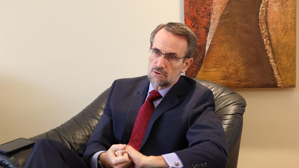 Roberto González estuvo en el Pacífico como parte de la administración española que lo rescató luego de la crisis financiera del 99, y que lo ubicó como el segundo en importancia.