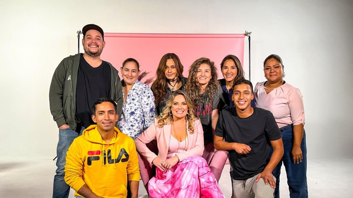 Úrsula con su equipo.