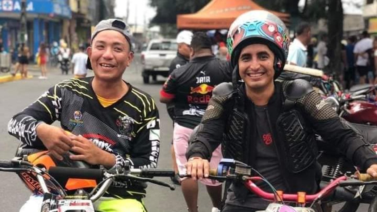 Quevedo. Andrés Molina (izq) y José Lara, antes de una carrera reciente.