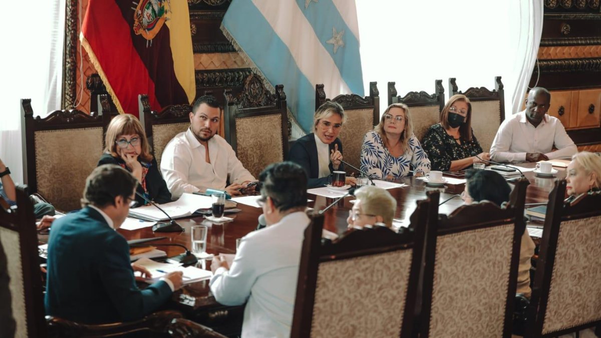 Cinco de los quince concejales respondió a los requerimientos de EXPRESO, el resto se excusó o los ignoró.