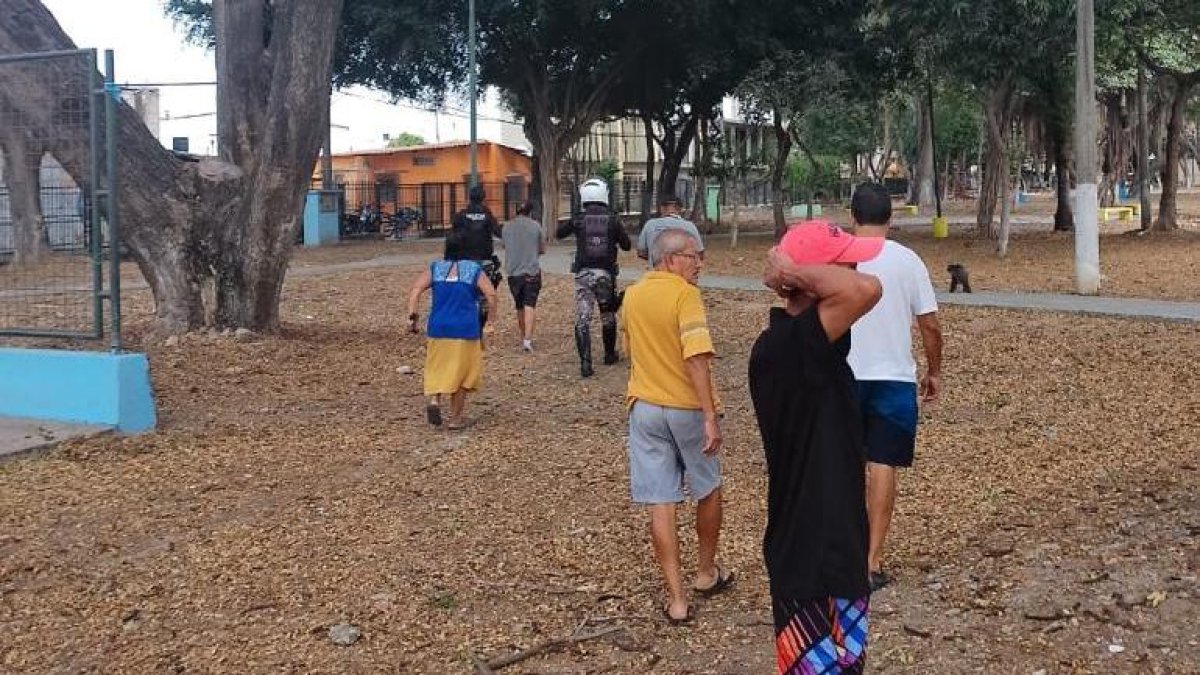 Guayaquil. Los vecinos entregan al posible agresor.