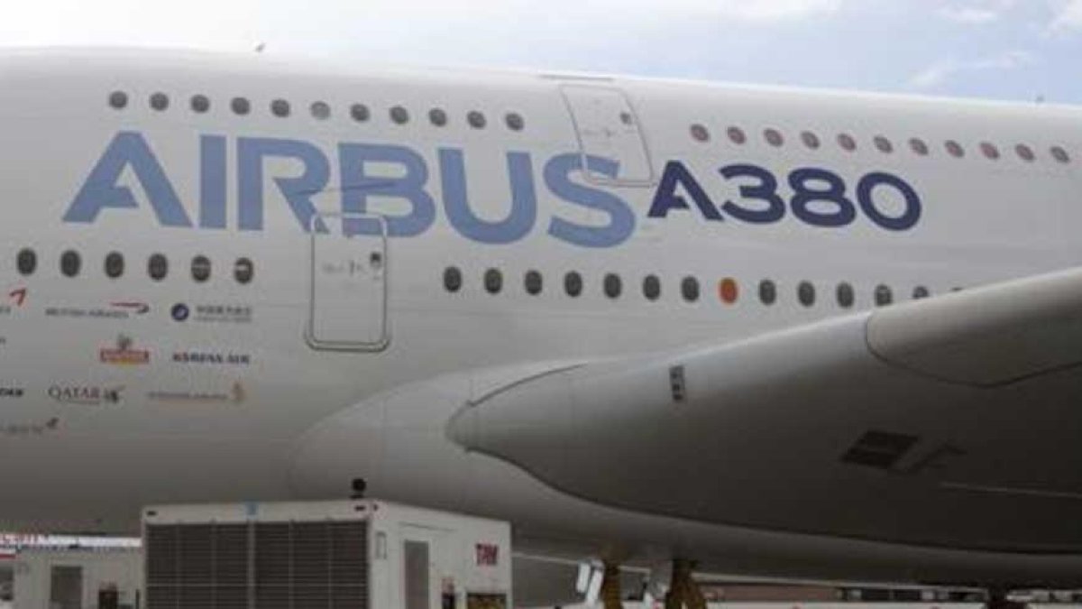 La firma esperaba despachar 700 aviones en el 2022.