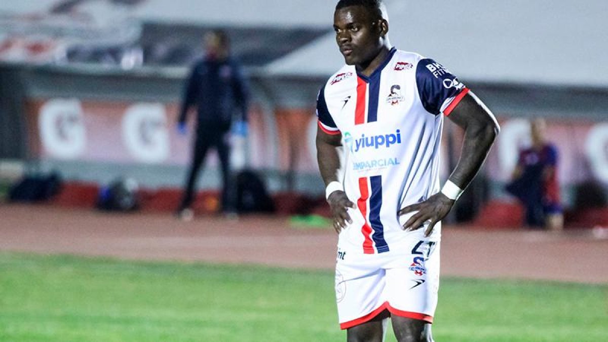 Jonathan Betancourt tuvo paso por equipos de México y en Ecuador estuvo en Barcelona. Ahora va al Garcilaso.