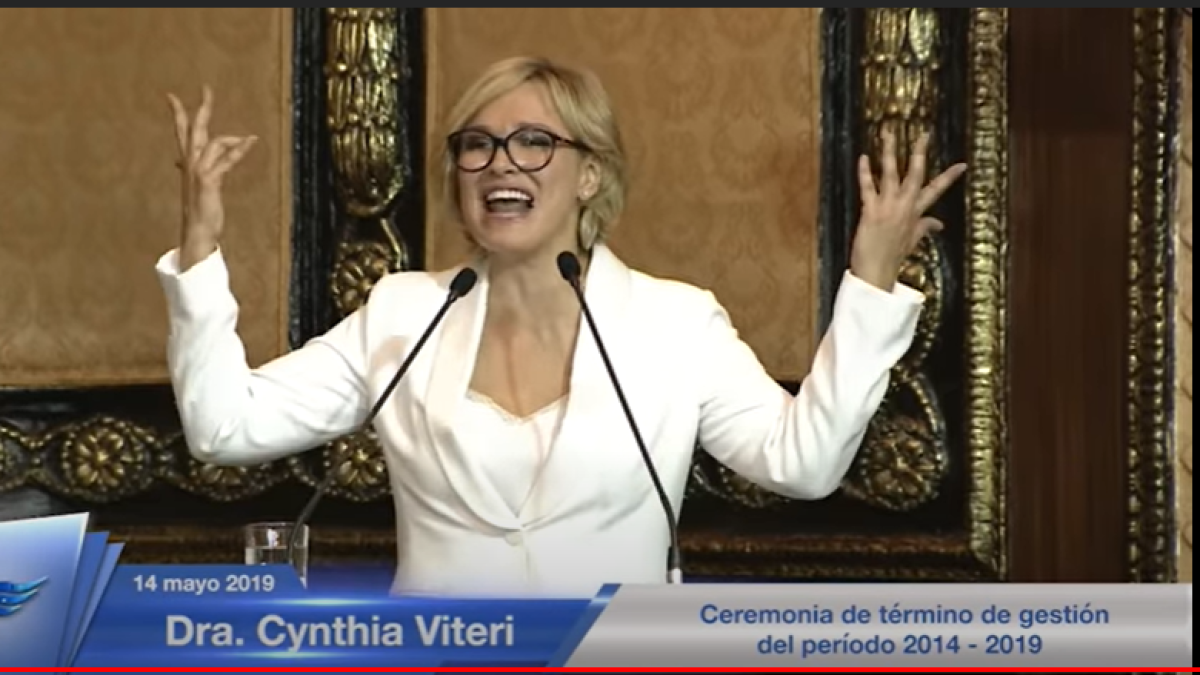 Figura. Viteri durante el discurso que dio en el acto formal en el que asumió la Alcaldía.