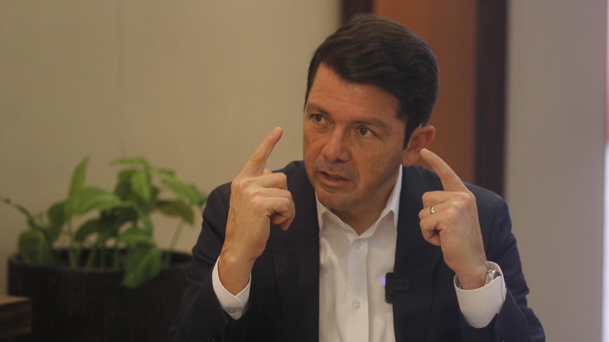 Entrevista al ministro de Gobierno, Francisco Jiménez, en las instalaciones de diario Expreso.