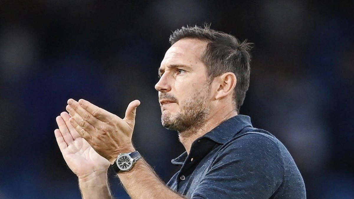 Frank Lampard, técnico inglés, dejó el banquillo del Everton.