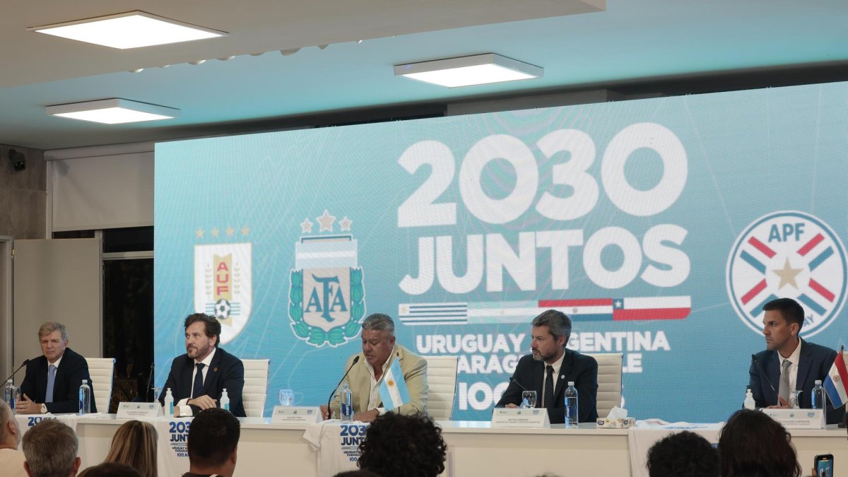 Rueda de prensa durante la presentación de candidaturas para el Mundial 2030