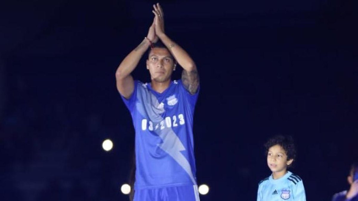 El zaguero Luis Fernando León fue la sorpresa en la Explosión Azul.