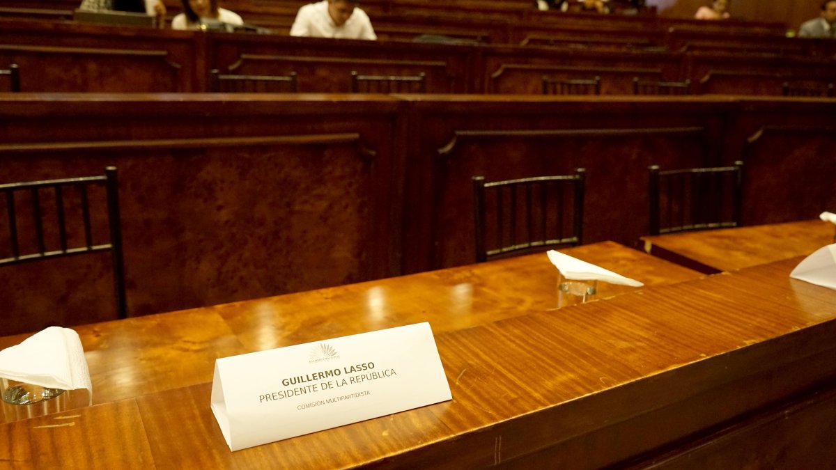 El presidente faltó a la convocatoria hecha en la comisión ocasional para el 13 de febrero de 2023.