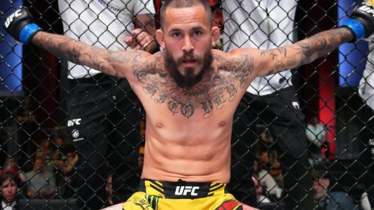 Marlon Vera trabaja en el campamento de entrenamiento en Estados Unidos la parte física y técnica.