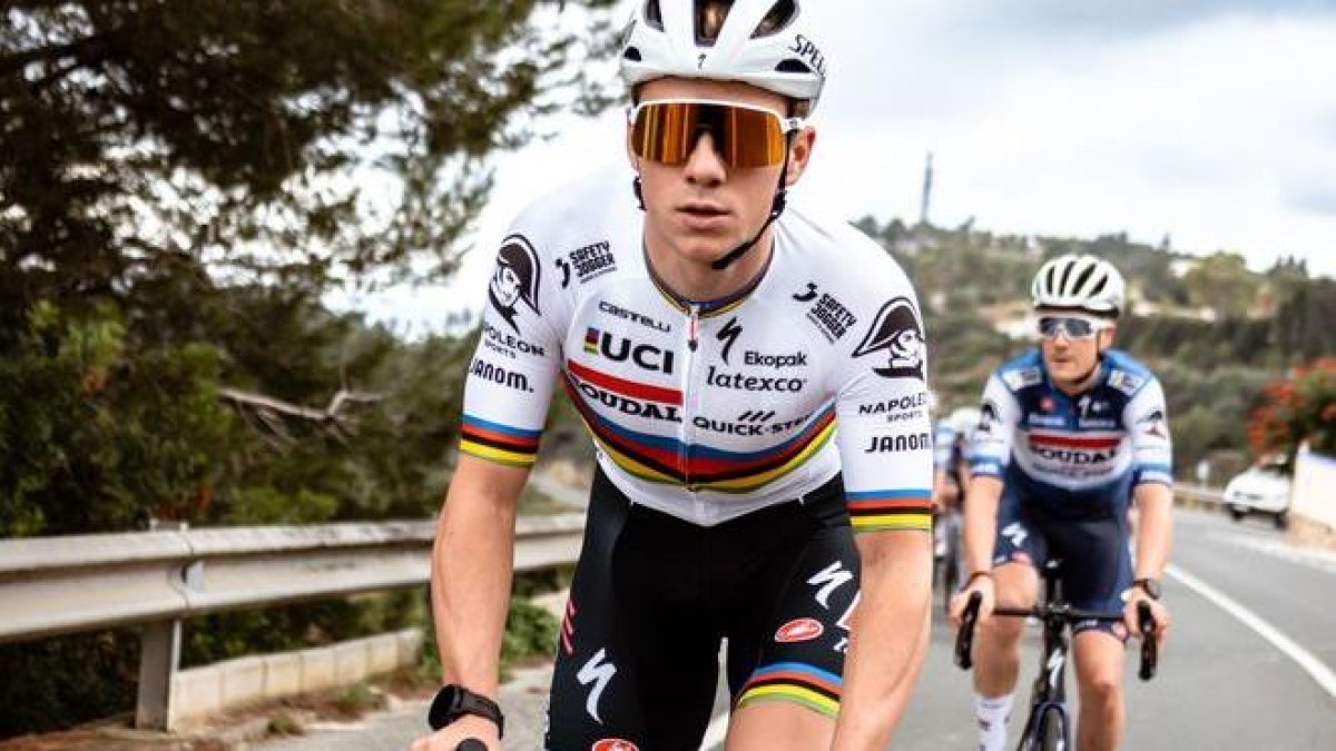 Remco Evanepoel en una de las últimas competencias 2022.