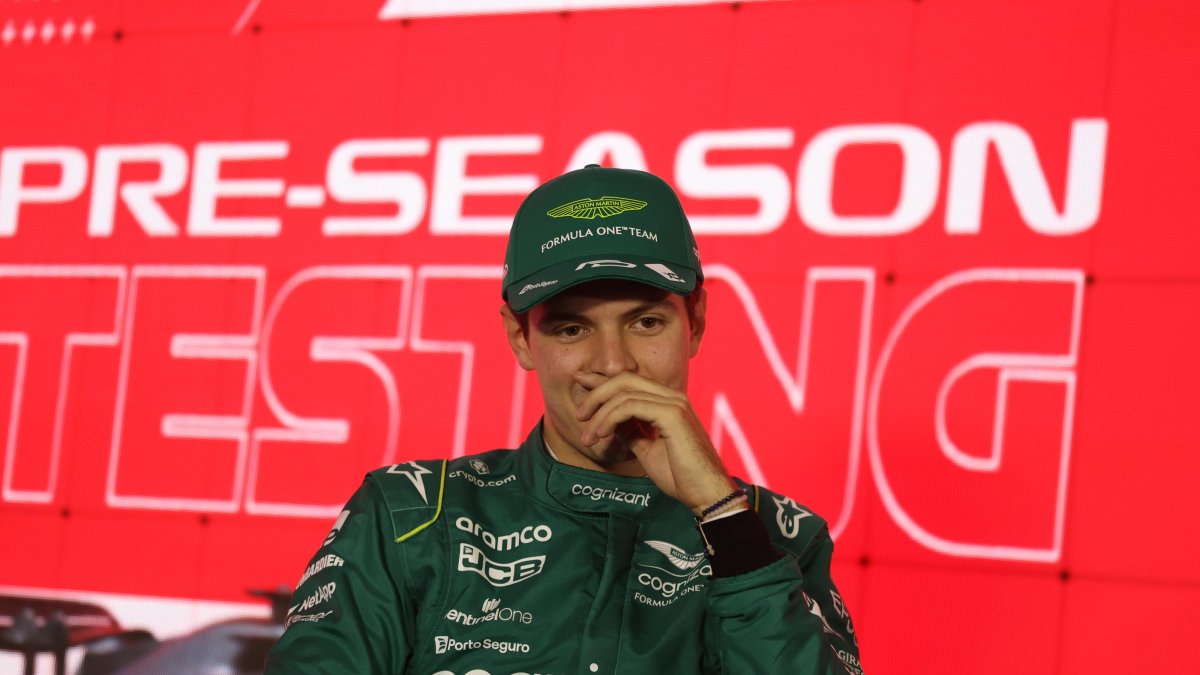 Felipe Drugovich de Aston Martin durante las pruebas de Pretemporada del fin de semana donde reemplazó a Stroll, accidentado.