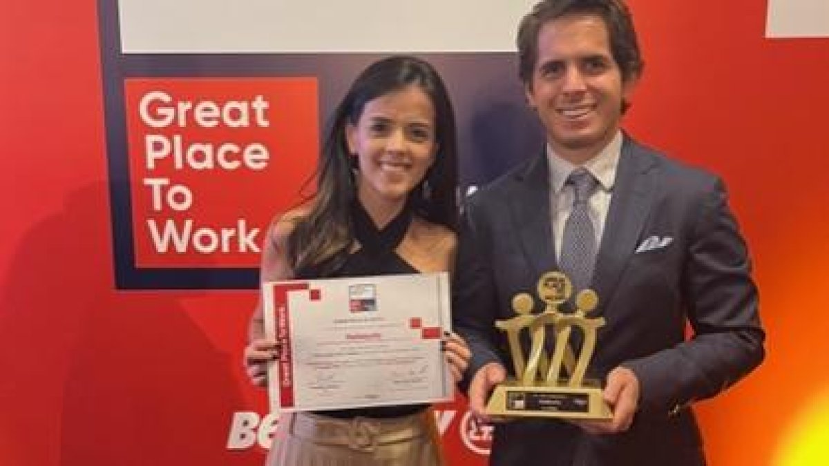 Ana Jurado, People Manager y Alejandro Figari, Managing Director de PedidosYa