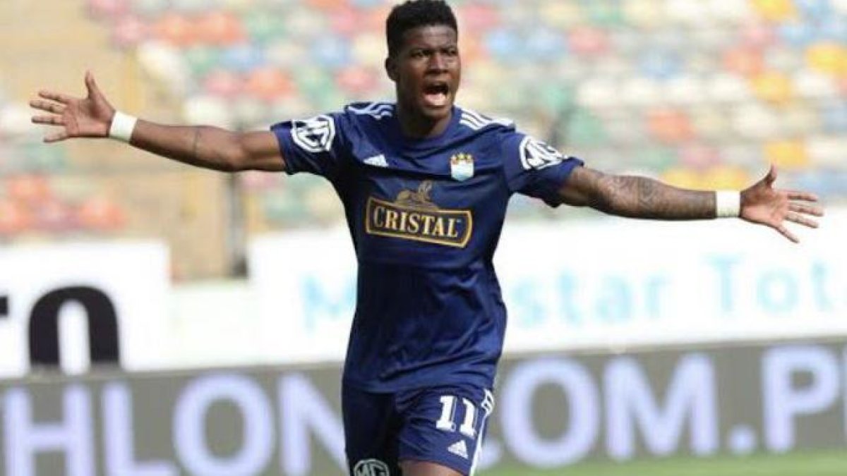 Washington Corozo fue figura en la clasificación de Sporting Cristal a la fase 3 de la Libertadores.