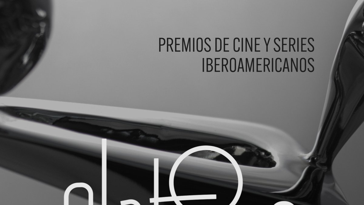 Cartel Platino 2023.