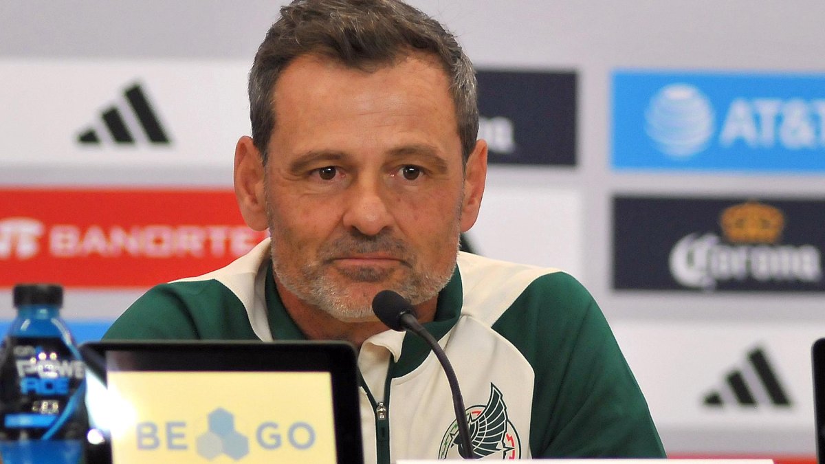 El técnico argentino de la Selección Mexicana de Fútbol, Diego Cocca, habló en rueda de prensa en el Centro de Alto Rendimiento (CAR), en la Ciudad de México (México).