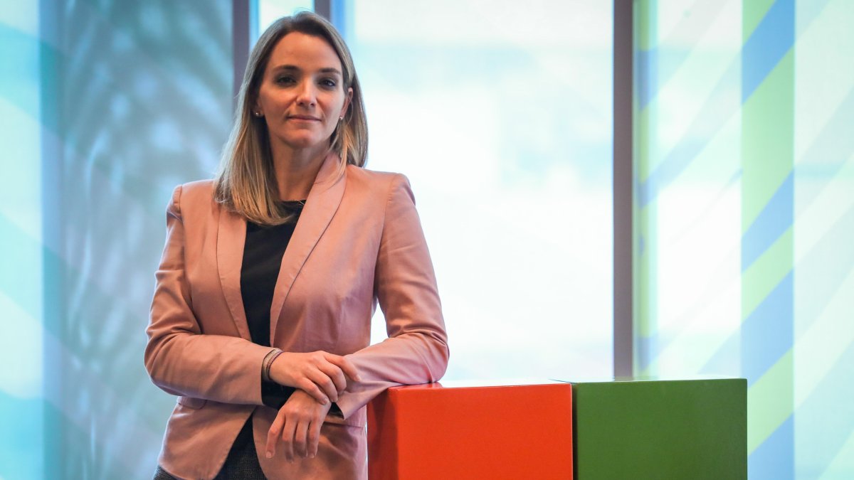 Catalina trabaja para Microsoft desde septiembre del 2021.