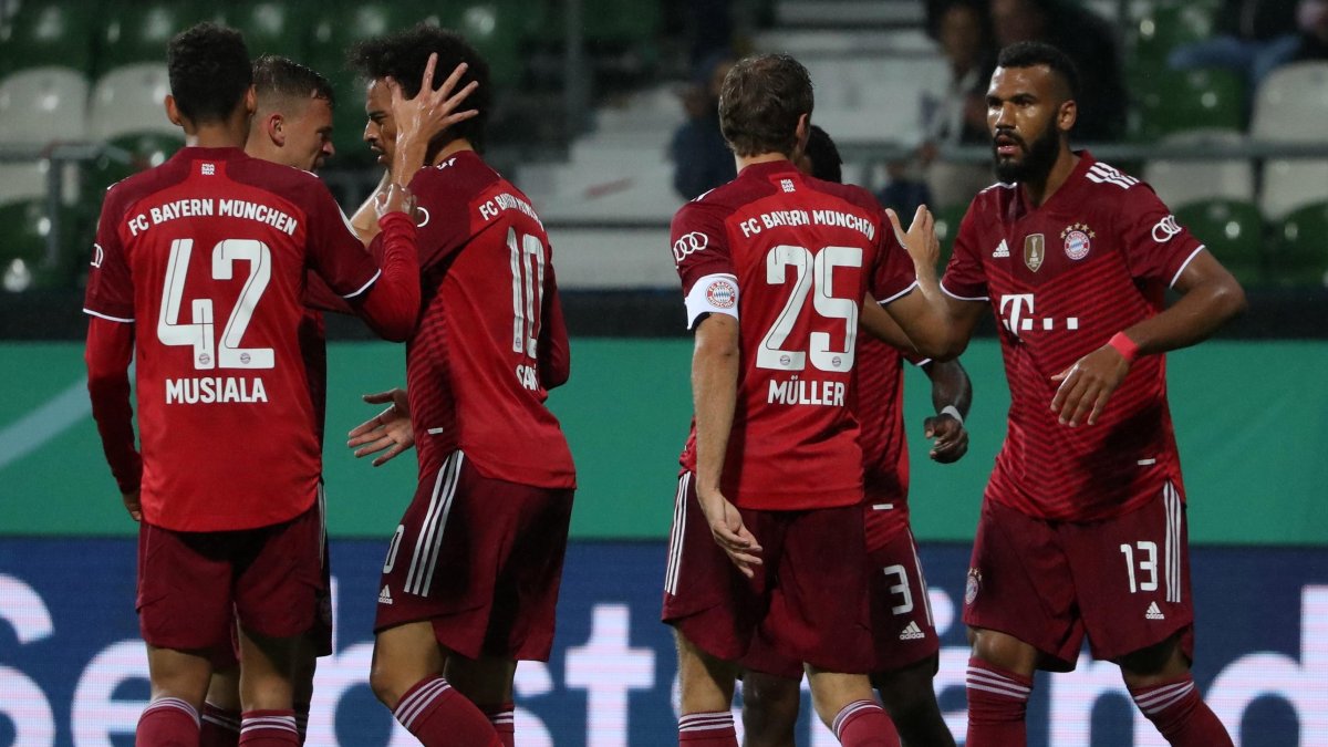 El delantero y goleador del Bayern Múnich Jean-Eric Maxim Choupo-Moting (d) no estará disponible por lesión. Será baja sensible en el conjunto de Thomas Tuchel.