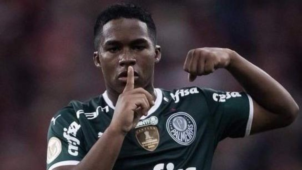 El jugador de 16 años pasará en 2024 al Real Madrid.