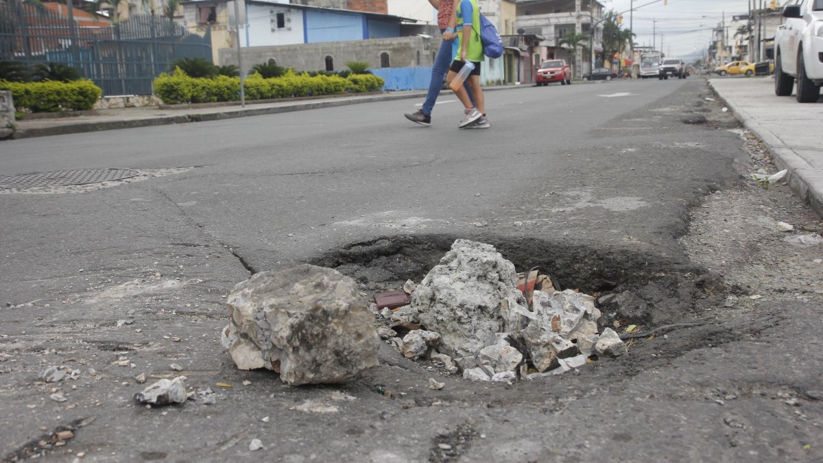 Hecho. El agujero que provocó la muerte ha sido rellenado con piedras.