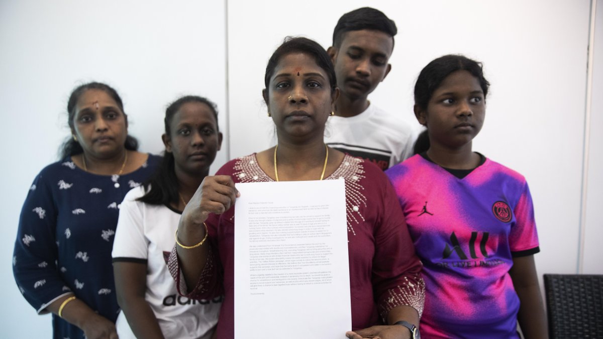 Familiares de Tangaraju Suppiah, condenado a muerte en Singapur, piden clemencia.