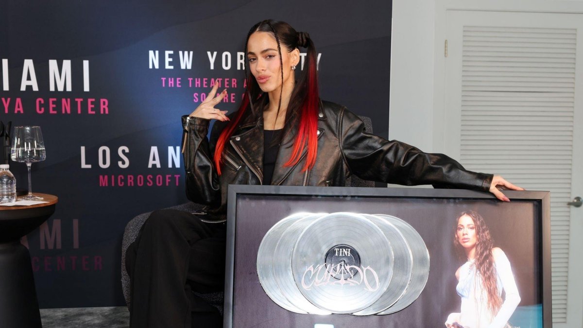 Tini recibió certificaciones de Cupido en Argentina, Colombia, Estados Unidos, México, Chile y España.