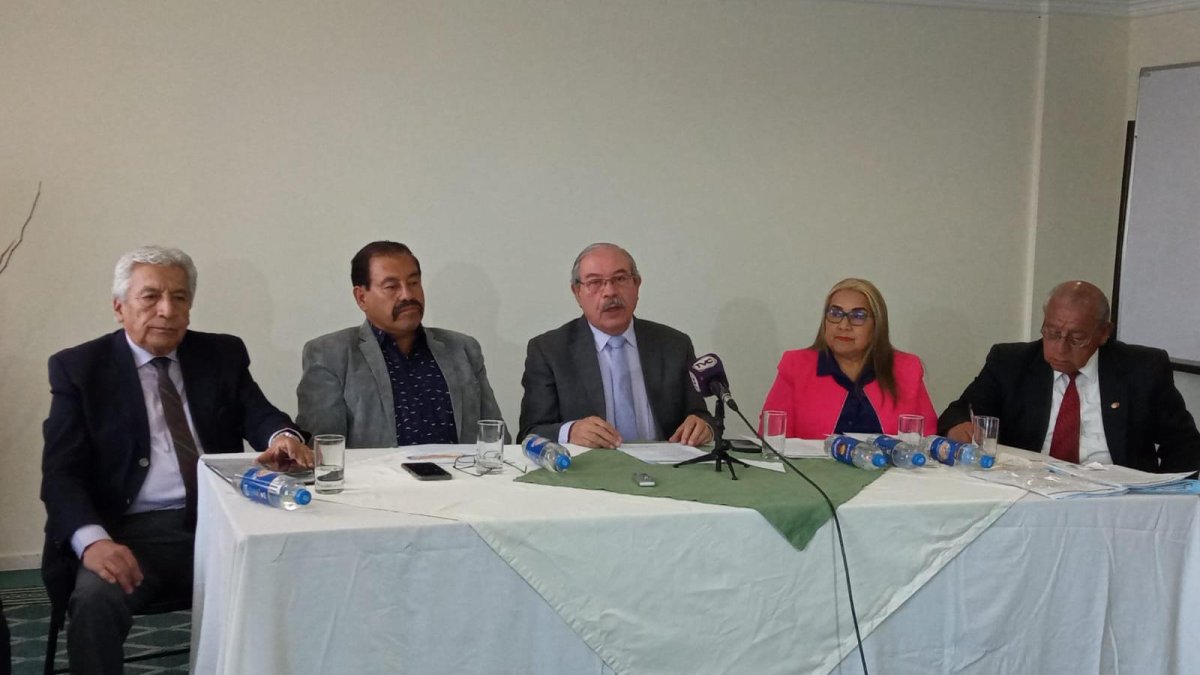 Consejo Nacional de afiliados, jubilados y pensiones del Ecuador (CONAJUPE) busca derogar la ley actual del IES