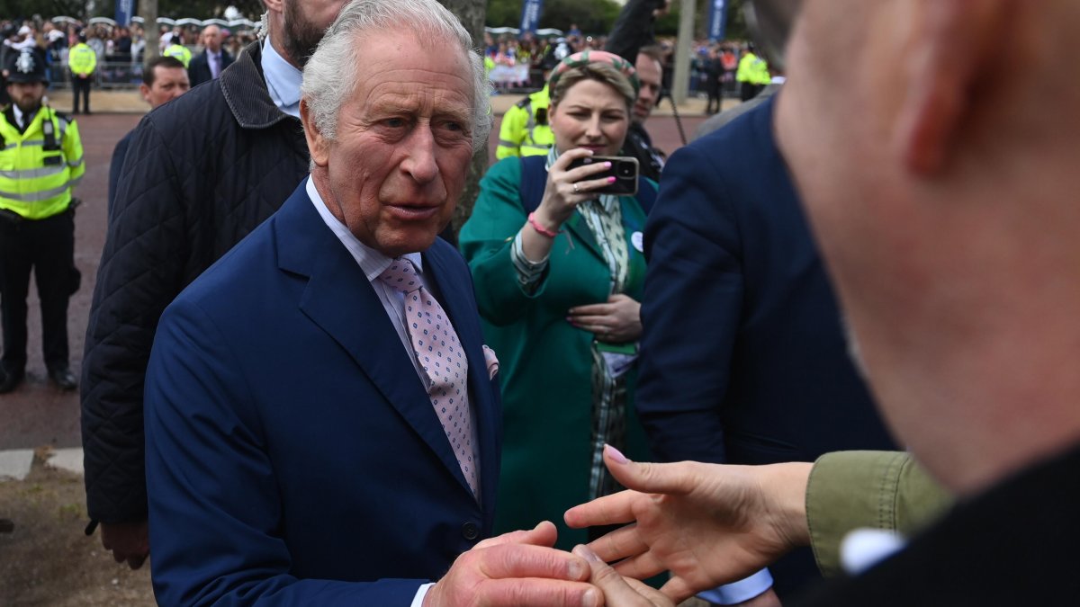 Horas antes de la coronación compartió con el pueblo.