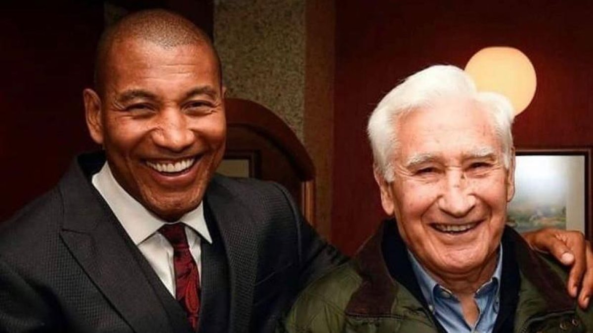 Una foto en un reencuentro entre Mauro Silva (i) y Arsenio Iglesias.