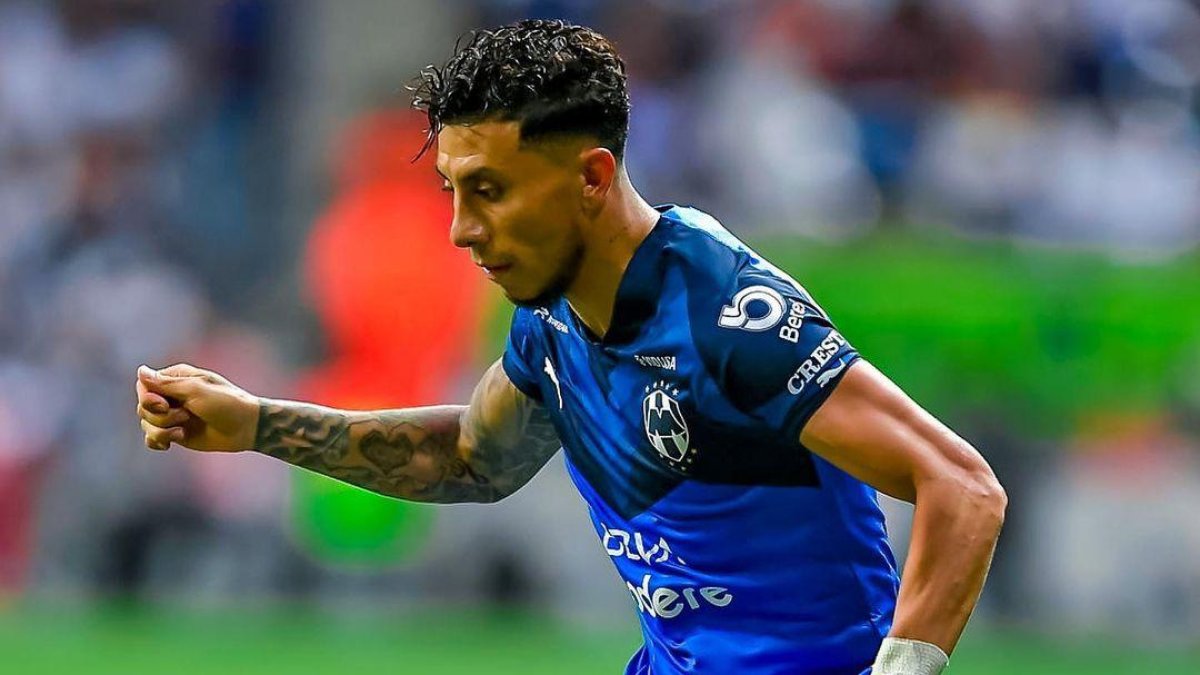 El extremo Joao Rojas, de los Rayados, estará a la disposición del DT Victor Vucetich.