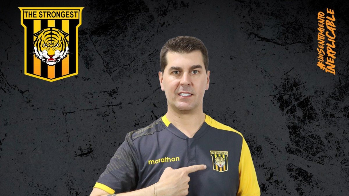 El técnico español estuvo al mando del aurinegro por solo 10 partidos.