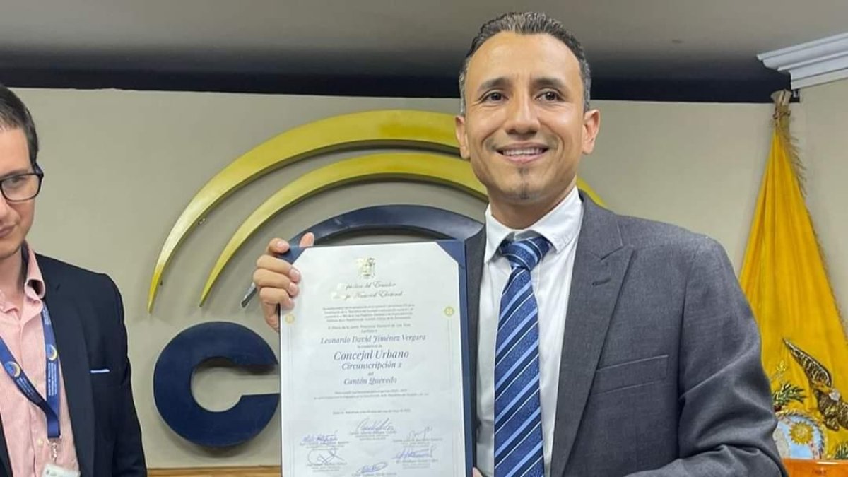 Jiménez es concejal electo de Quevedo por el partido Unidad Popular.